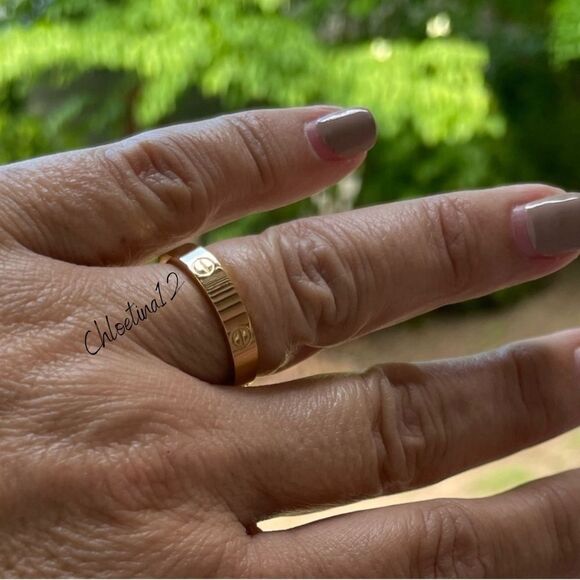 NEW GOLD OR SILVER SCREW RING LOVE RING DESIGNER INSPIRED LOVE RING - Picture 5 of 12